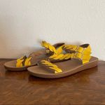 Chinese Laundry  Sandals‎ Yellow Photo 6
