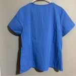 FIGS blue V neck front pockets short sleeve unisex scrub top size XL Photo 6