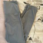 Amazon HeyNuts Blue Activewear Leggings  Photo 2