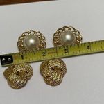 Lot Of 2 Pairs Gold Tone Shoe Clips Photo 4