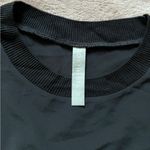 Athleta  Boxy Oversized Zephyr‎ Crop Top Tee Womens XS Athletic Lightweight Yoga Photo 2