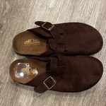 White Mountain cliffs suede clogs slip on brown suede 6.5 wide Photo 2