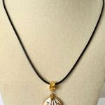 Seashell Necklace Gold Photo 2