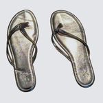 None Metallic‎ Gold Sandals Womens 11 Metallic Flip Flops Faux Leather NEW Photo 0