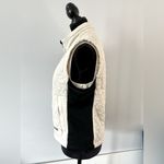 Marmot  vest in GUC🌸🌸🌸 Photo 3