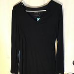 Lysse NWT ' #606 L/S V-NECK TOP. $88 Photo 3