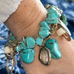 Source Unknown Turquoise Chip Charm Bracelet gold-toned accents pearl elements & crystal charms Photo 4