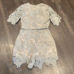 ASTR  THE LABEL LACE ROMOER Photo 4