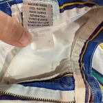 SoStanza Contemporary Apparel Vintage Shorts Women Size 9/10 White Multi Stripe Photo 2