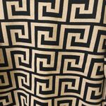 NEW Geometric Patterned Black and Tan Sweater Size undefined Photo 1