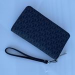 Michael Kors MK JST LG Flat MF Phone Wallet/Wristlet - Black Photo 3