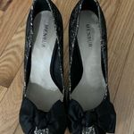 Menbur/Anthropologie Black lace and Gold Satin with black satin Heel.S 39/8 Photo 5