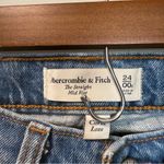 Abercrombie & Fitch  The Straight Mid Rise‎ Jean Medium Wash Curve Love 24S Photo 2