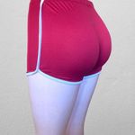 Burgundy and white booty shorts Women’s yoga shorts Photo 1