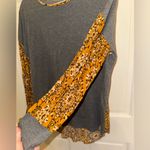 Hummingbird  Gray Top with Yellow Patterned Sleeves Photo 2