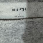 Hollister  Off-The-Shoulder Photo 1