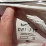 Nike  Women’s Tennis Skirt Skirt Pleated White Size Small Photo 5