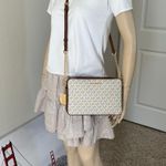 Michael Kors Purse Photo 7