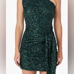 Endless Rose  Elegant One-Shoulder Green Sequin Dress Photo 2