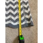 Lovestitch  woman’s sweater size large Photo 6