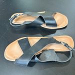 Old Navy Faux-Leather Cross-Strap Slingback Sandals Black Size 8.5 Photo 11