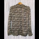 American Eagle  Boyfriend Fit Camo shirt sz XS Photo 0