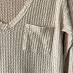 American Eagle  Size Extra Small XS Cream V-Neck Women's Teen Waffle Knit Sweater Photo 1