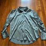 Abercrombie & Fitch  silk button down size medium Photo 0