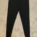 Ivy Park NWOT  Ribbed Cropped joggers with Drawstring & Pockets. Sz L. Photo 3