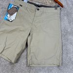 Kuhl NWT  Women’s Moda Shorts 9” Mid Rise Outdoor Hiking Camping in Khaki 8 Photo 3