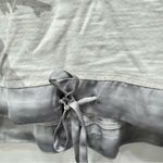 Chico's Chico’s Zenergy White Slub Cotton Top Gray Satin Trim Tropical Leaf Print Sz 1/M Photo 3