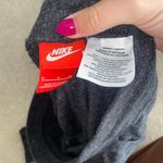 Nike Capri Joggers Photo 2