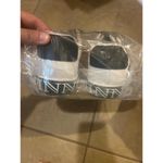 Minnie Mouse women low top sneaker size 8 black white Purple Photo 2