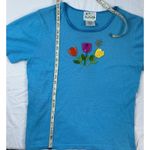 The Quacker Factory Medium Blue Tulip Embroidered Knit Top Short Sleeve Size Med Photo 5