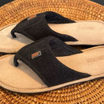 Skechers Women's Black and Tan Slide Sandals Size 8 Photo 0