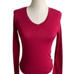 Active Basic • V-Neck T-Shirt Photo 0