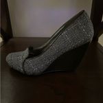 Bakers Gray Women's Tweed Wedge Heels Size 6 Photo 3