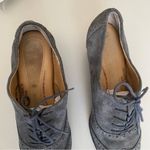 Ellen Tracy  Active Gray Tobin Oxford Wedge SZ 8.5 suede booties‎ wingtip Photo 3