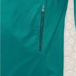 Hunter Landau  Green Scrub Set Photo 4