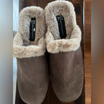 New York And Company Women's Wynna Clogs in Brown. Size 9 Brown Photo 2