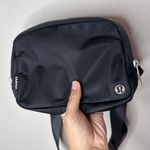 Lululemon Everywhere Belt Bag - 2L NWOT Photo 0