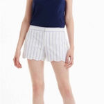 Club Monaco  Amber‎ Low Rise Scalloped Short 00 Photo 0