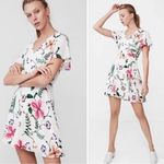 EXPRESS  00 Floral Chiffon Flutter Sleeve Fit & Flare Mini Dress - NWOT Photo 1