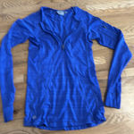 Athleta  Women’s Long Sleeve Top XXS Athletic Photo 2