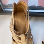 Apt. 9 Elegant Beige Strappy Women's Peep Toe Heels Photo 8