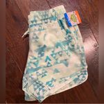 Columbia Women's Omni Shield Regular Fit Shorts Photo 6