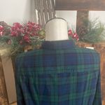 L.L.Bean  top Scotch Plaid Shirt Black watch slightly fitted misses Petite Med Photo 3