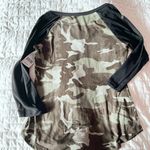 No Comment Green Camo Criss Cross Neck Long Sleeve Tee Size Small Photo 1