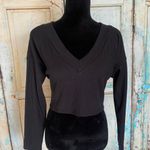 Genx Clothing Women’s Long Sleeve V Neck Rib Knitted Black Crop Top Size Small Photo 1