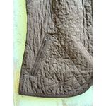 Talbots B43 --  thin quilted brown vest size medium petite Photo 4